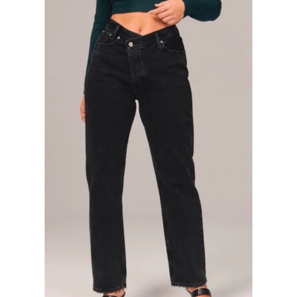 Abercrombie & Fitch Denim - Abercrombie & Fitch The Dad High Rise Crossover Black Jeans Women's 25/0